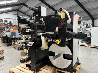 Flexo and label printing machine